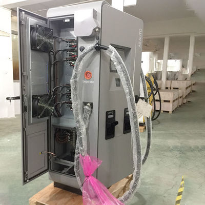 Peralatan Pasokan Kendaraan Listrik Komersial 120kw IP55 EV DC Fast Charger 60HZ