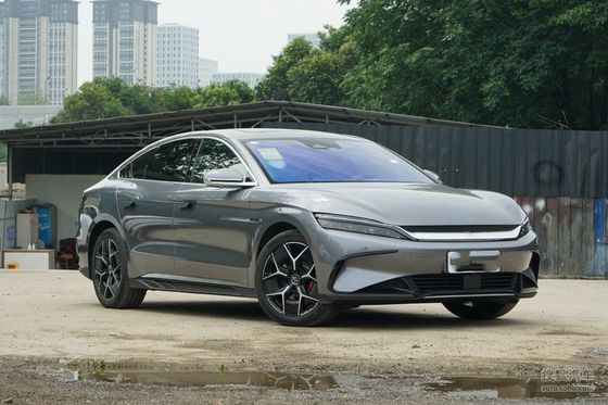 Mobil Listrik Performa Tinggi BYD Han