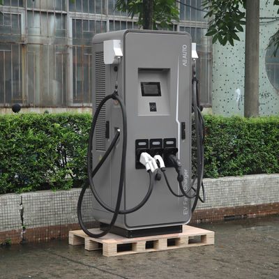 Peralatan Pasokan Kendaraan Listrik IP55 160KW DC Dual Input EV Charging Stations