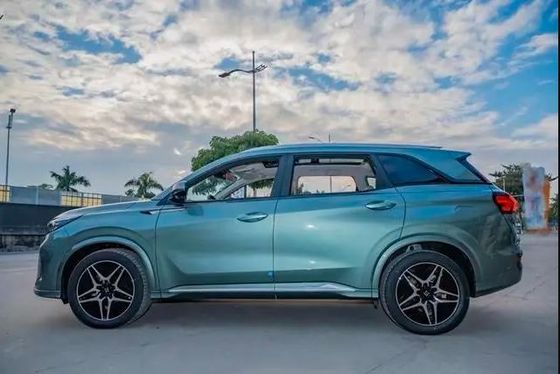 Dongfeng SUV Listrik Ukuran Menengah