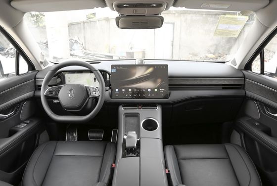 Ukuran Sedang 0,5j Pengisian Cepat Mobil Listrik Ruang Besar RWD AITO M5 200km/jam