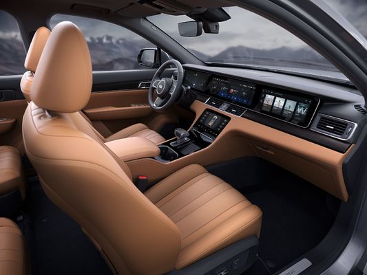 220km/h Plug In Hybrid SUV Jarak 700Km Empat Layar Mobil Listrik Enam Tempat Duduk