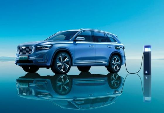 Geely Xingyue L SUV Kendaraan Listrik AWD PHEV Mobil Listrik Penggerak Kiri 215km/jam