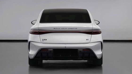 BYD Seal Mobil Listrik Bermotor Ganda