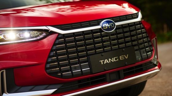 Mobil Listrik Performa Tinggi 635km