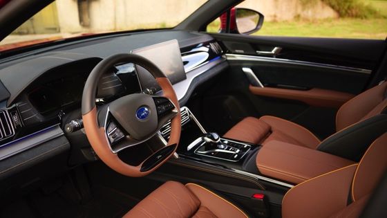 Mobil Listrik Performa Tinggi 635km