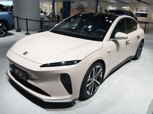 Mobil Listrik Performa Tinggi 200km/h Nio ET5 Kemudi Kiri Sedan Listrik Mewah