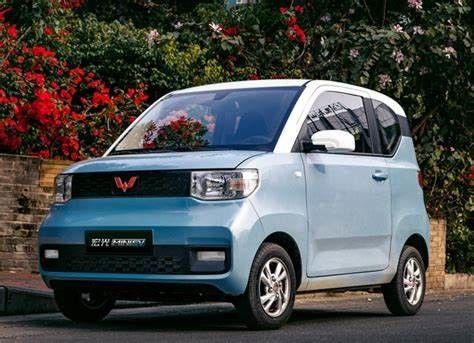 Jangkauan 120km Wuling Electric Vehicles RWD 3 Door 2 Box 4 Seater Electric Mini Car