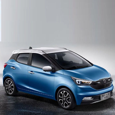 100km / h Mobil Listrik Berkecepatan Cepat JMC EV3 Energi Baru EV Car Sedan 302km NEDC