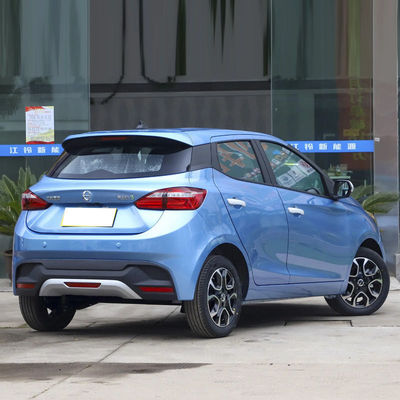 100km / h Mobil Listrik Berkecepatan Cepat JMC EV3 Energi Baru EV Car Sedan 302km NEDC