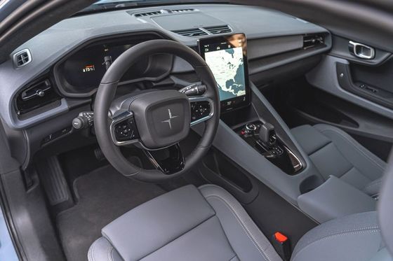 Polestar 2 Mobil Listrik Besar 485km Pengisian Cepat Mobil SUV 4 Seater 160km / jam