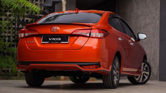 Toyota Vios Mobil Listrik Sedang 190km/H Kecepatan Maksimal FWD 5 Seater Sedan