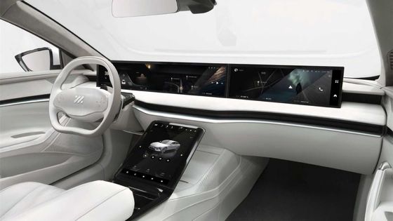 ZHIJI L7 Mobil Listrik Berperforma Tinggi 615km Kendaraan Listrik Energi Baru