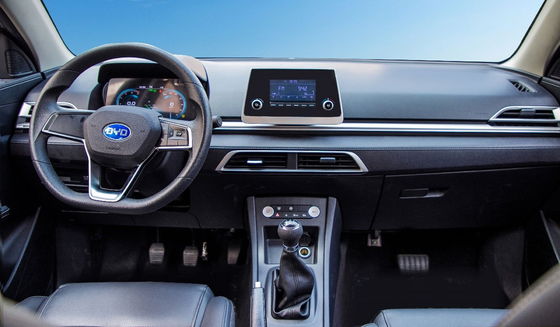 Baterai Lithium Ternary BYD E3 Mobil Listrik 130km / H Rentang 401km Mobil Listrik FWD