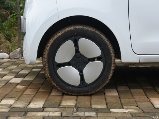 XIAOHU FEV Mini EV Cars 100km/h Kendaraan Energi Baru Untuk Dewasa