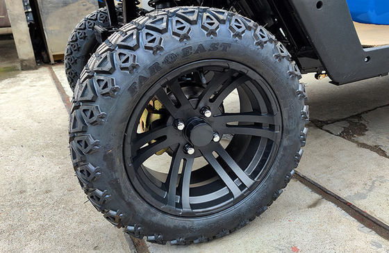 6 Seater Mini Off Road Club Car Golf Cart 480kgs Max Kecepatan 50km / H 4 Wheel Drive