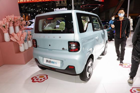 Geely Panda Mini EV Mobil 4 Kursi Hatchback Listrik Energi Baru 120km NEDC
