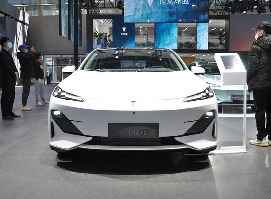 Changan Sl03 Auto Mobil Listrik Kinerja Tinggi Lima Pintu Lima Kursi Roda Empat