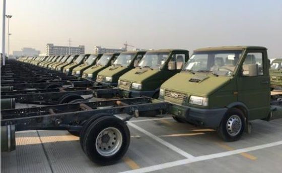 Mobil Kendaraan Off Road Tangan Kedua 87kw 105km / jam IVECO NJ1047LGSAA