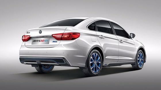 150km/h Kendaraan Listrik Dongfeng EV S50 Mobil Sedan NEDC 415km