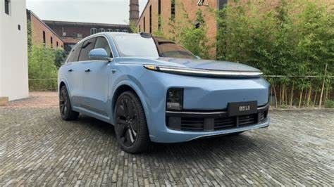 Baterai 42.8kWh SUV Listrik 6 Kursi