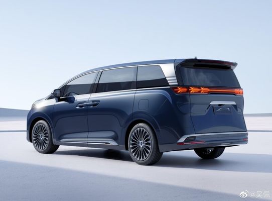 Denza D9 MPV EV Mobil 571nm baterai besi lithium 4WD SUV Listrik 180km / jam