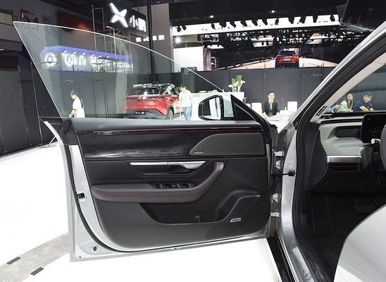 Mobil Listrik Limusin Cerdas Xpeng P7 Nedc 2WD 4WD 480 586 670 Rentang 706km