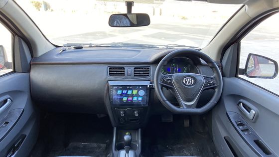 5 kursi 4 pintu RHD Electric Car 2023 New Energy Car Blaval Berbeda Range Tersedia