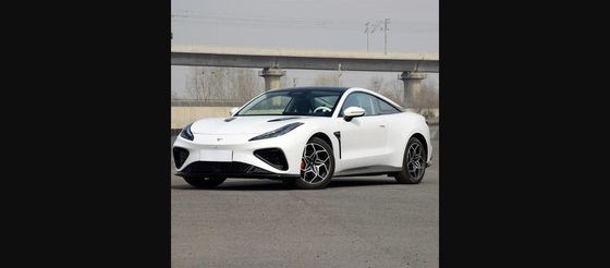 64.27kwh Baterai Mengoperasikan Kendaraan @ NEZHA GT 560km Range Energy Saving 2 Pintu 4 Seat Hardtop Sports Car