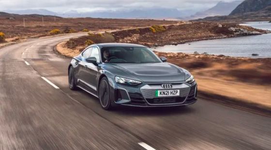 2023 Audi e-Tron GT Mobil listrik empat pintu Ultimate dengan 673hp 480km CLTC dan kapasitas baterai 93.4kwh