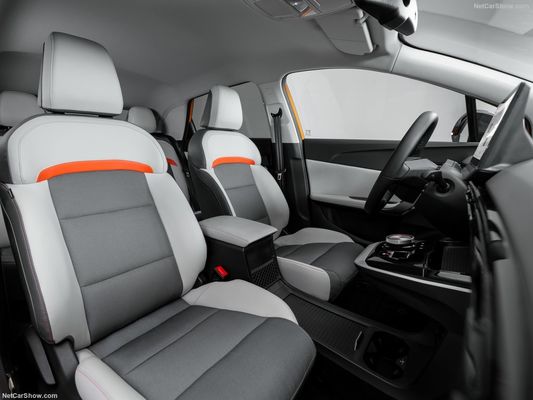 New Energy 2024 kendaraan listrik murni terpanas MG4 EV dengan 250N.m Torsi Max. 986l Extra Large Trunk Space