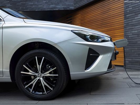 Berlokasi nyaman semua mobil listrik di MG 5 EV dengan jangkauan 344km dan kemampuan super pengisian daya