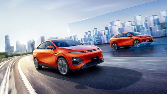 Xpeng G6 Kendaraan Listrik Mid Size Crossover SUV EV Mobil Listrik Jarak Panjang 580km Dengan 0.32h