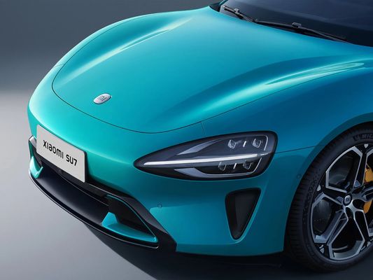 Brand New Xiaomi SU7 Sedan 475kW Atau 664bhp Kekuatan 165mph Kendaraan Energi Baru