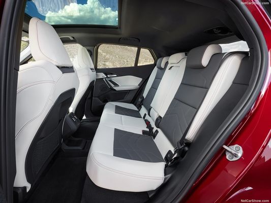 Hot Sale Long Range Electric Car 2024 untuk BMW IX2 449Km High Speed Auto mobil energi baru