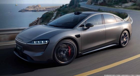 2024 New Chery Huawei LUXEED S7 2024 Luxury Electric Sedan LUXEED S7 dengan konsumsi 12,4kw/h self parking ev mobil