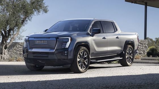 GMC Sierra EV dual motor powertrain dengan 754P dinilai untuk menarik hingga 9.500 pon dan dapat menarik hingga 1300 pon muatan