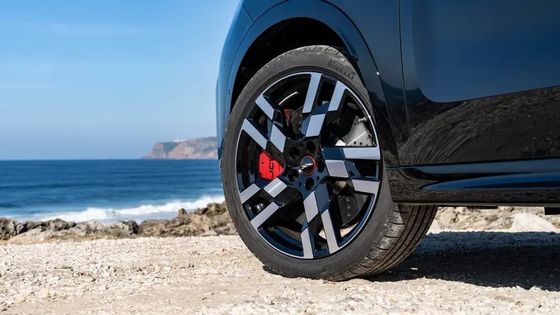 2024 Mobil listrik murni Mini Cooper Countryman E SUV keluarga dengan bentuk kotak 462km jangkauan dengan 150km kekuatan motor