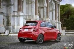 2024 FIAT 500e FWD Mobil listrik mini baterai 42kwh dengan kecepatan tertinggi 94mph
