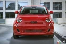 2024 FIAT 500e FWD Mobil listrik mini baterai 42kwh dengan kecepatan tertinggi 94mph
