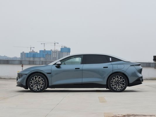 2024 Zeekr 007 Mobil Listrik Berkecepatan Tinggi Kendaraan Energi Baru Jangkauan 770km