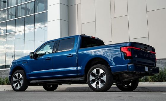 mobil listrik Ford F-150 Pencahayaan pickup listrik murni dengan jangkauan besar dan penyimpanan besar