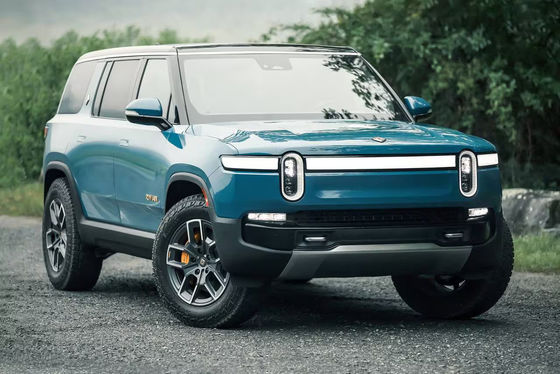2023 RIVIAN R1S Empat motor 800P.S jangkauan 660km mencapai 60 mph dalam 3.1 s semua powertrain listrik W 7seats mobil mewah