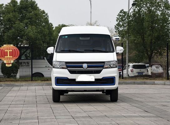 Bentuk persegi diadopsi Jinbei gaya keluarga baru Electric Van Hiace EV Dengan 220N.m Dan 300km NEDC Dengan kecepatan tertinggi pada 80km / h