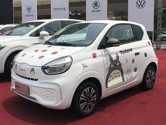 Kendaraan Listrik Murni Roewe Clever Semua-Listrik Mobil Mini Listrik Mobil 4 kursi Dengan 311km jangkauan tersedia