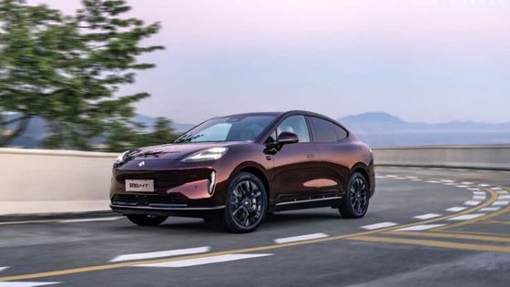 2023 GAC Aion Hyper HT Fastback SUVRWD Baterai Swap Versi Dengan Gull Wing Pintu, 245 Hp, 550 Km Dari Jangkauan