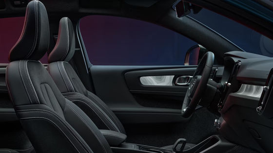 EV baru 5 pintu/5 kursi SUV CROSSOVER Volvo C40 0.5 jam Waktu pengisian W 670km Jarak panjang Dan 4,7 detik 0-100km / h akselerasi