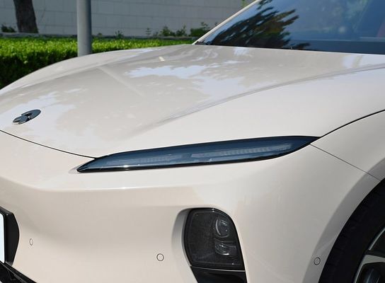 Kendaraan energi baru dalam stok dengan warna yang cukup 2024 Nio ET5T Weilai Kendaraan listrik 75kwh 200km / h mobil berkecepatan tinggi