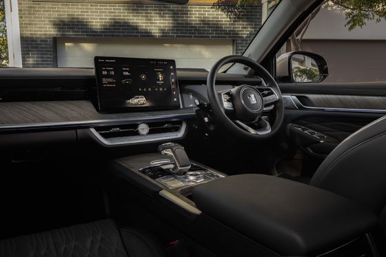 Mobil energi baru 2023 TANK 500 PHEV AWD Drivetrain 180km/h kecepatan tertinggi dengan 6.9sec 0-100akselerasi