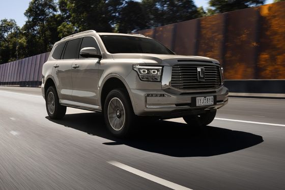 Mobil energi baru 2023 TANK 500 PHEV AWD Drivetrain 180km/h kecepatan tertinggi dengan 6.9sec 0-100akselerasi